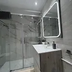 Ct Apartment *