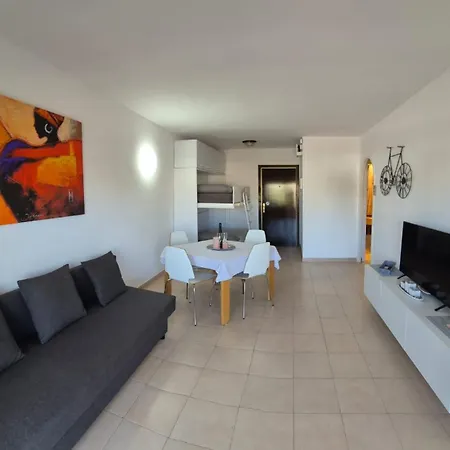 Ct Apartment
